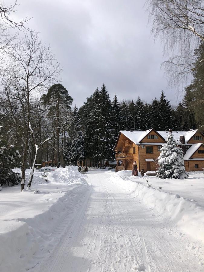 Hotel Мисливець В Комплексі "Сокіл" à Susk Extérieur photo